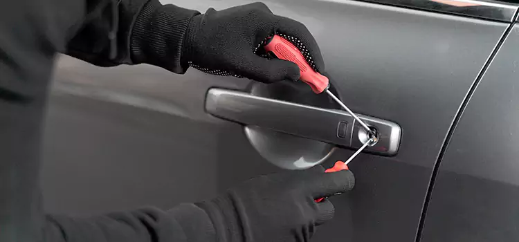 Locked Out of Car Help North Miami Beach