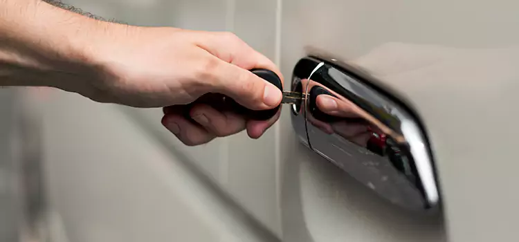 Why Choose Our Auto Locksmith Team in North Miami Beach, FL?