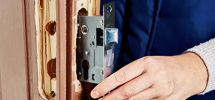 Garage Door Lock Replacement North Miami Beach